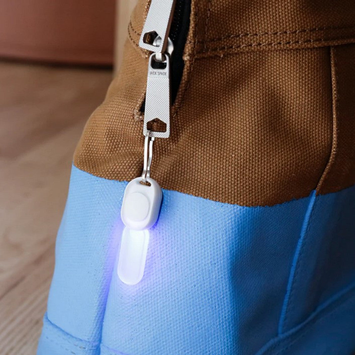 Lanterna KIKKERLAND Mini Zipper Led Light
