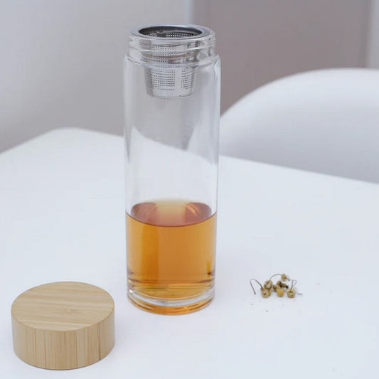 Garrafa KIKKERLAND Zen Tea Infuser Bottle