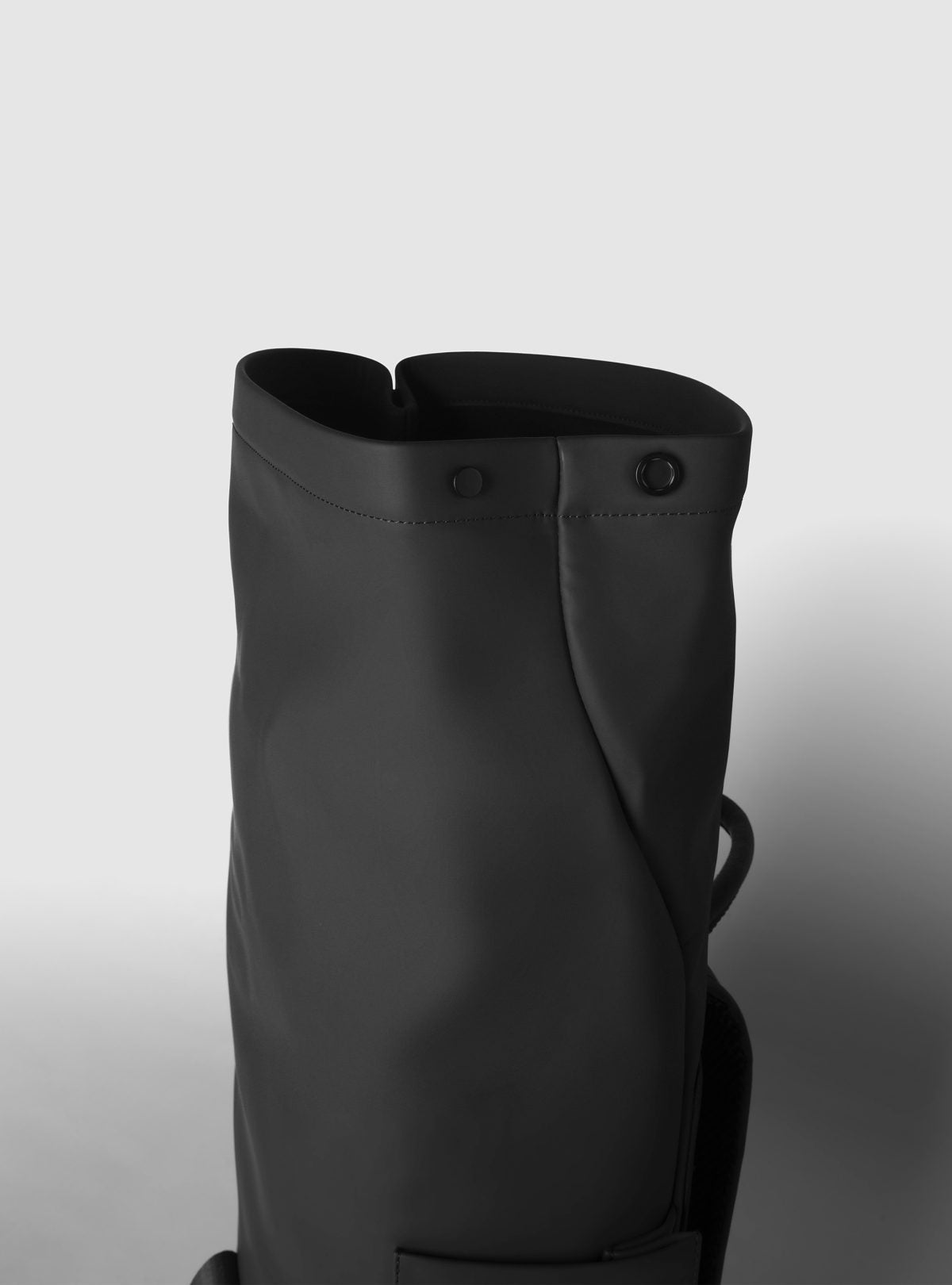 Mochila URBAN Rolltop Backpack - Black